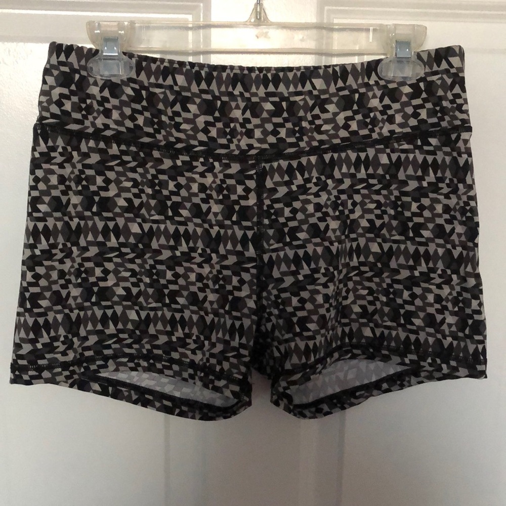Aerie yoga shorts